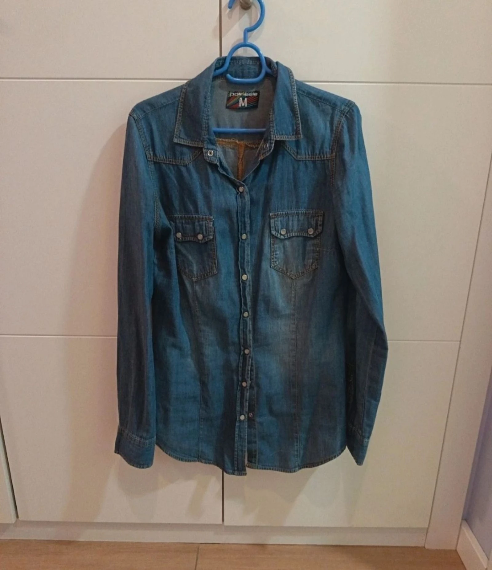 Camisa feminina jeans justa – photo 4
